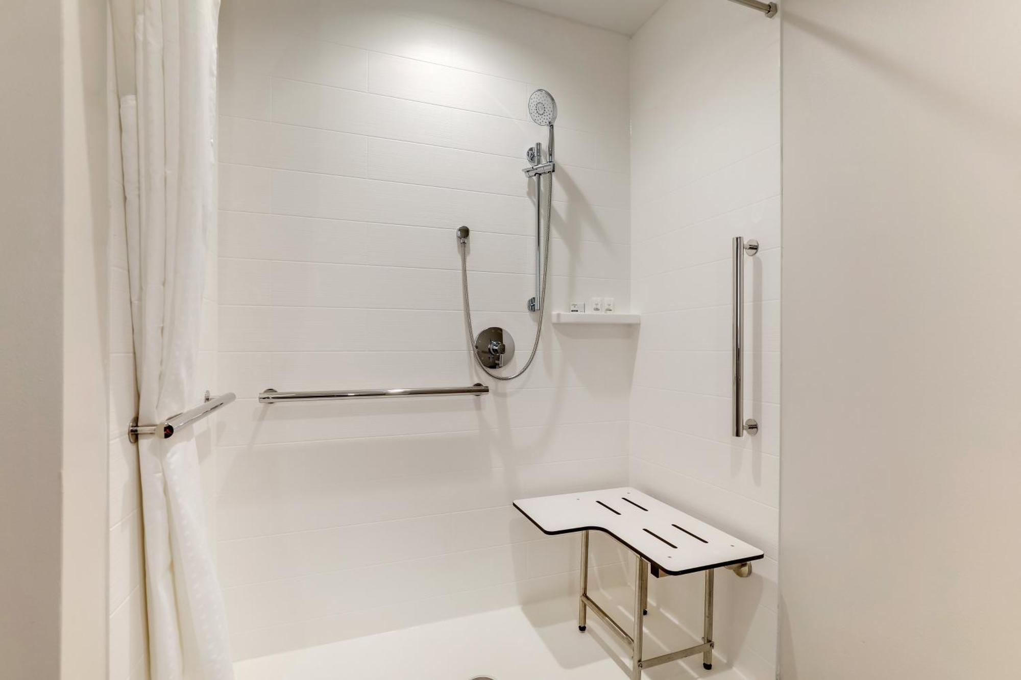 Holiday Inn Express Holly Springs - Raleigh Area By Ihg Esterno foto