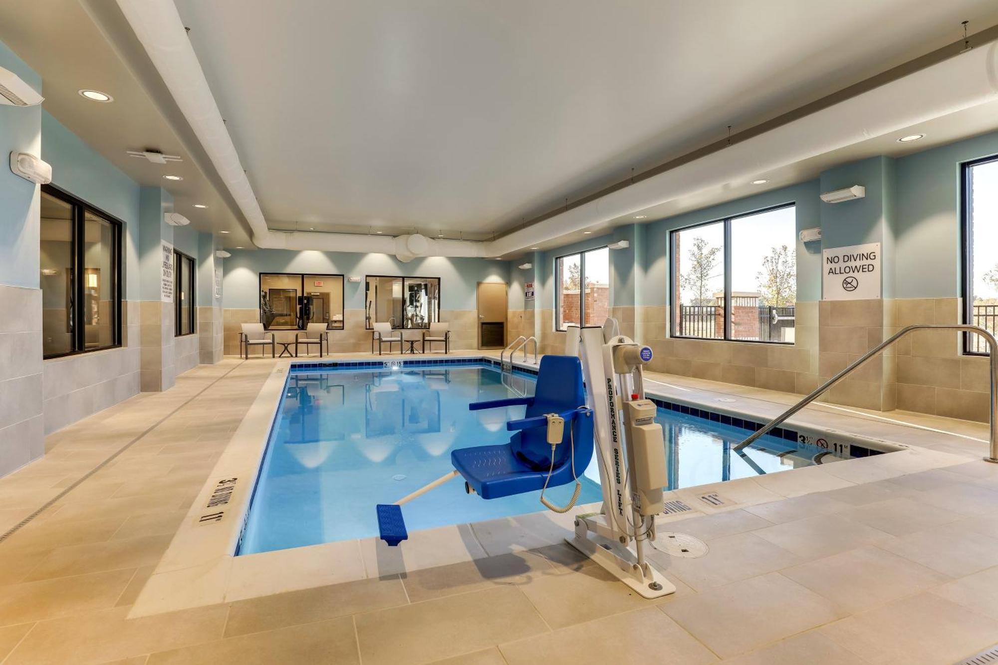 Holiday Inn Express Holly Springs - Raleigh Area By Ihg Esterno foto