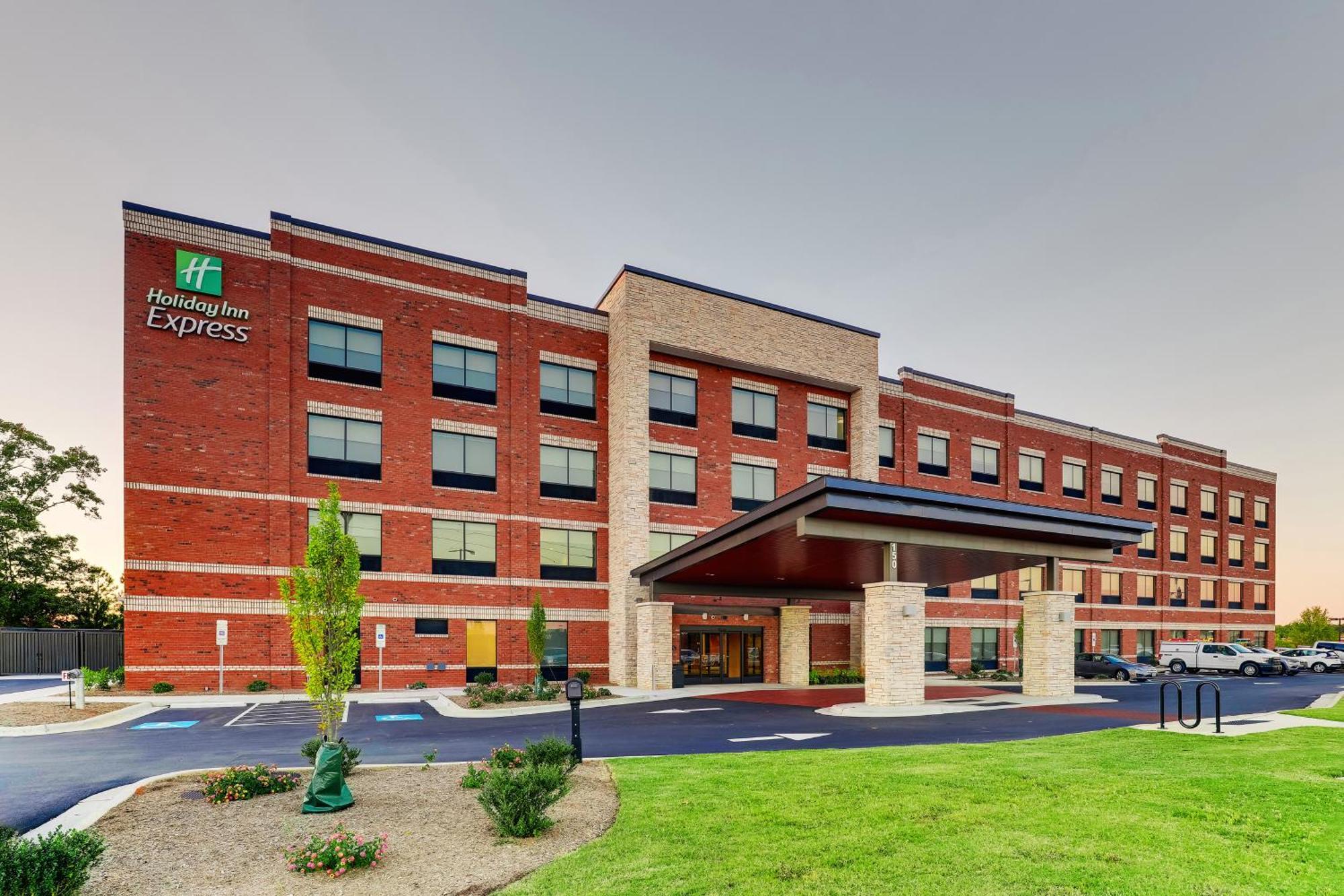 Holiday Inn Express Holly Springs - Raleigh Area By Ihg Esterno foto