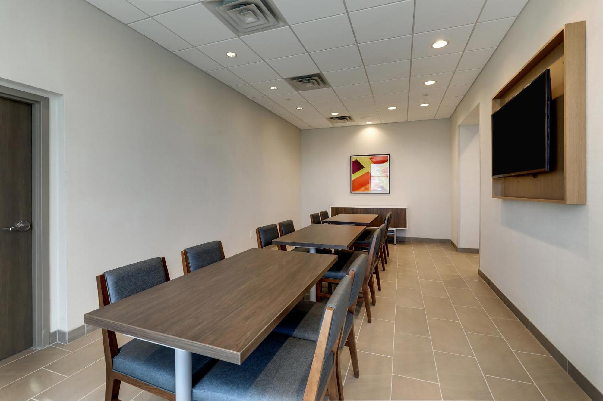 Holiday Inn Express Holly Springs - Raleigh Area By Ihg Esterno foto