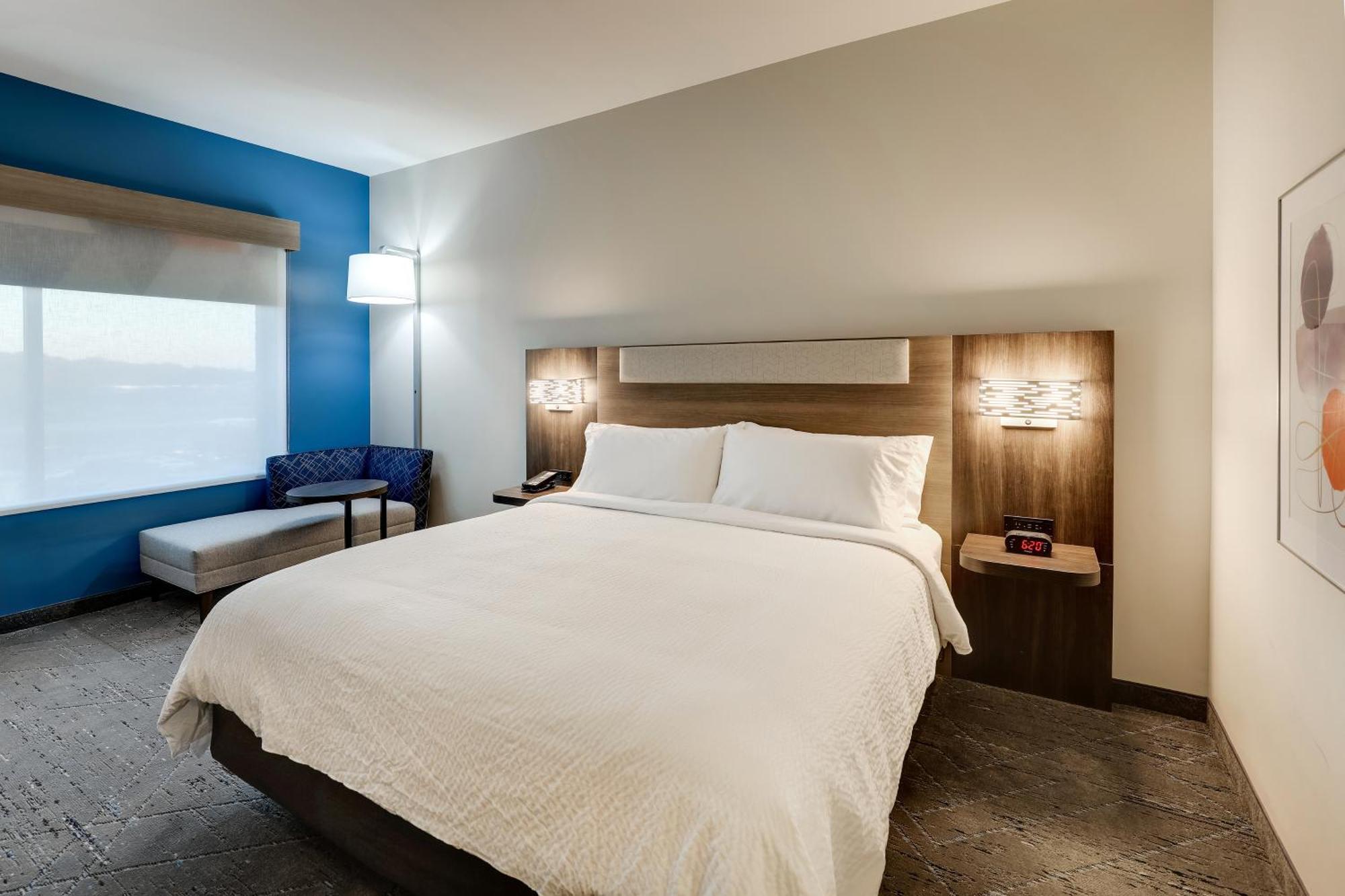 Holiday Inn Express Holly Springs - Raleigh Area By Ihg Esterno foto