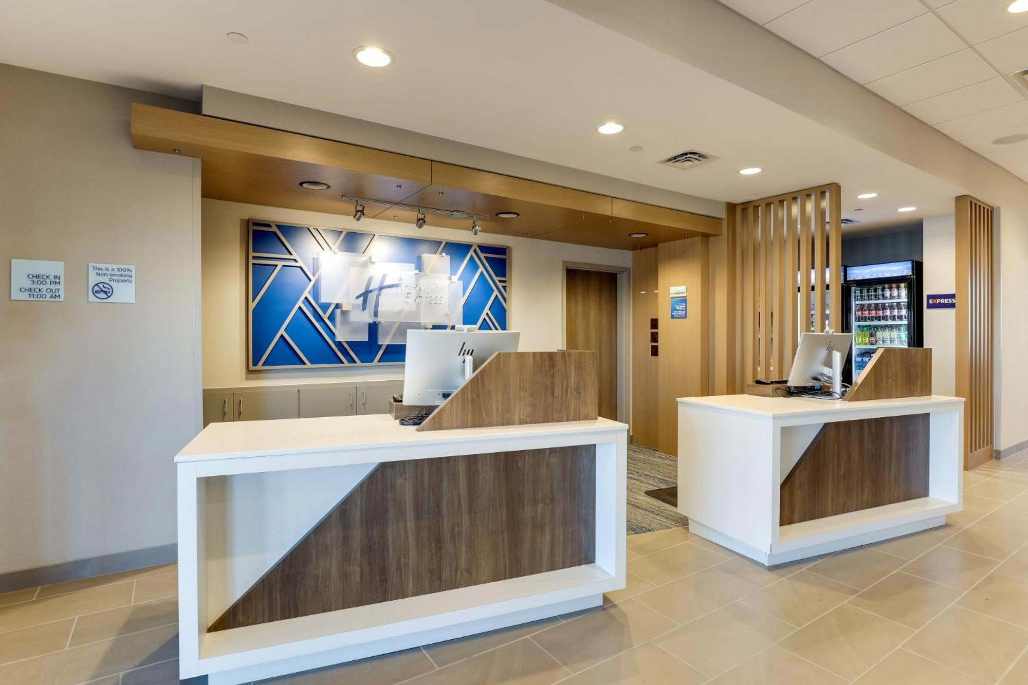 Holiday Inn Express Holly Springs - Raleigh Area By Ihg Esterno foto