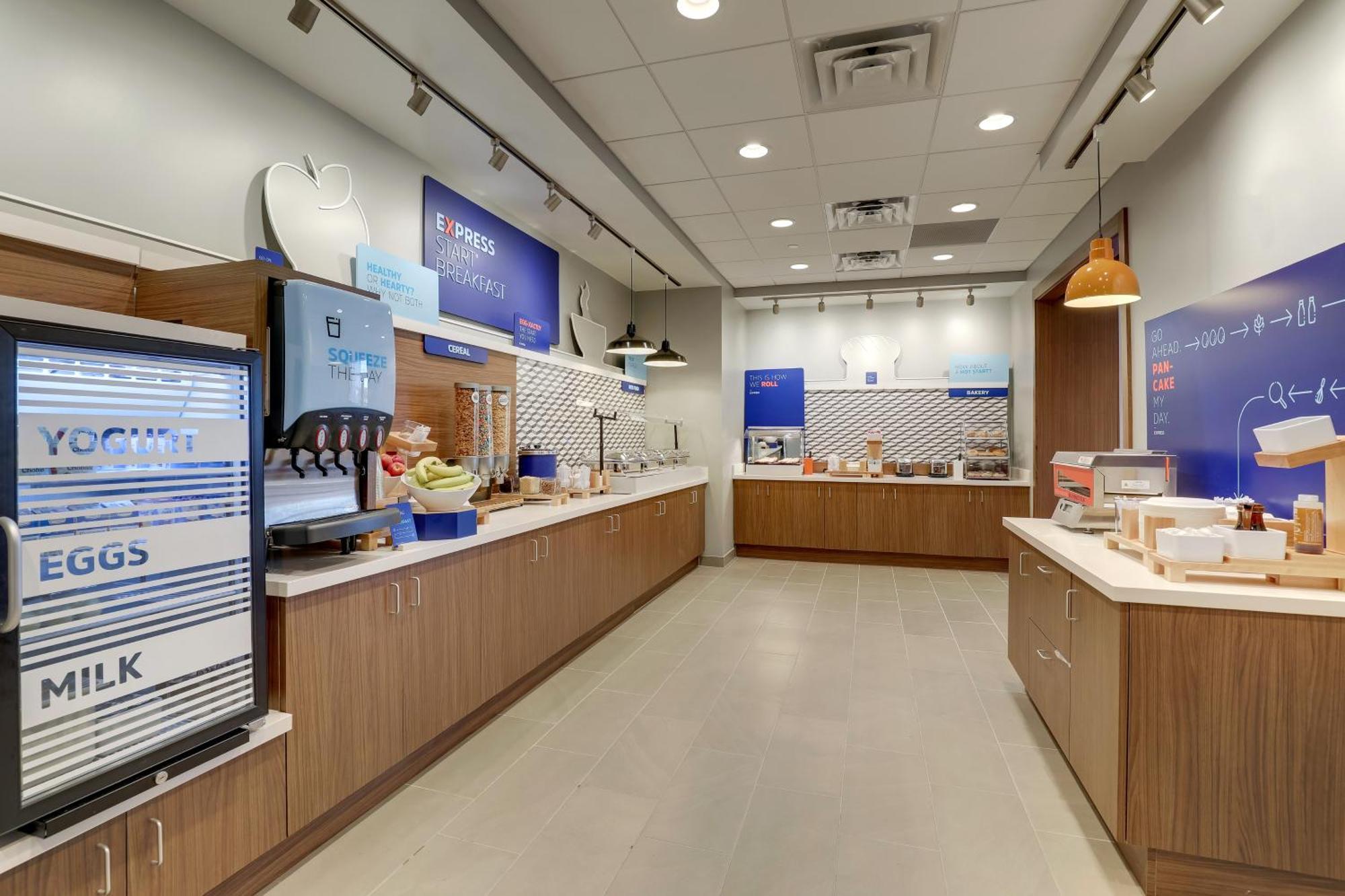 Holiday Inn Express Holly Springs - Raleigh Area By Ihg Esterno foto